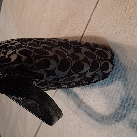 Coach Ashley Shoulder Bag & Crossbody - Picture 6 of 7